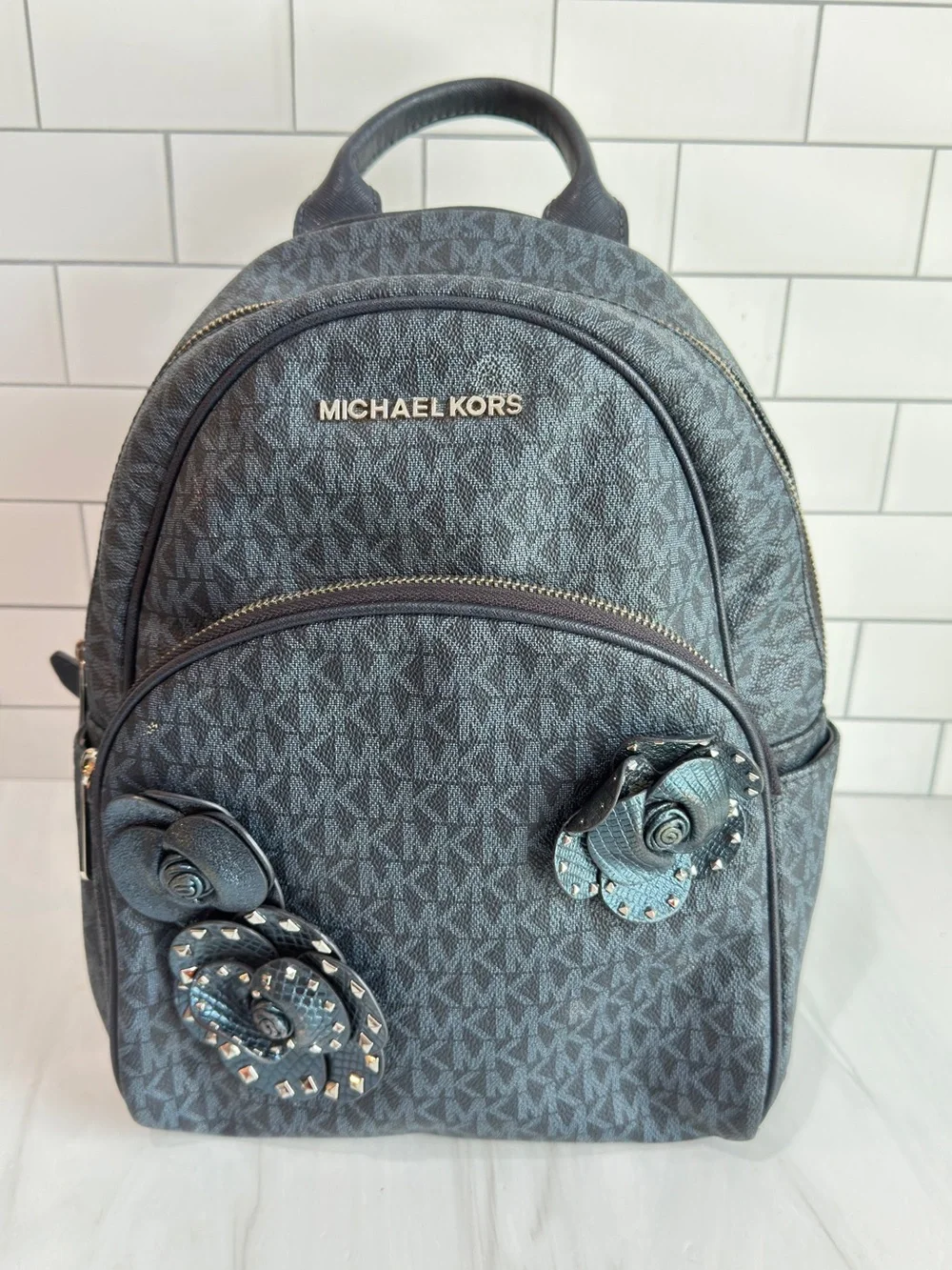 MICHAEL KORS CLASSIC SIGNATURE LOGO COATED CANVAS BACKPACK FLORAL APPLIQUÉS BLUE